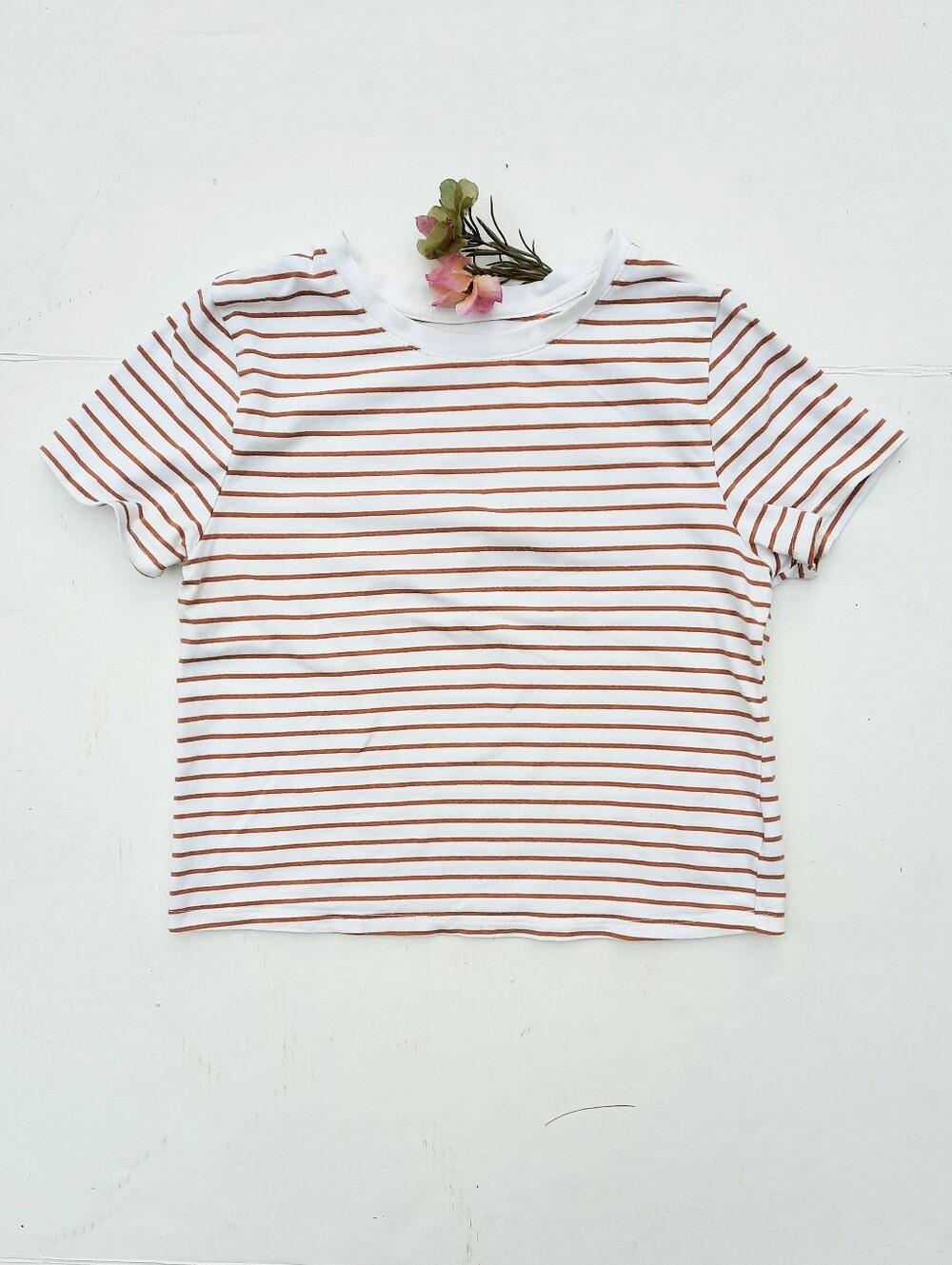 OLD NAVY Tan-Orange Striped on White Crop Tee, Cotton/Modal/Spandex